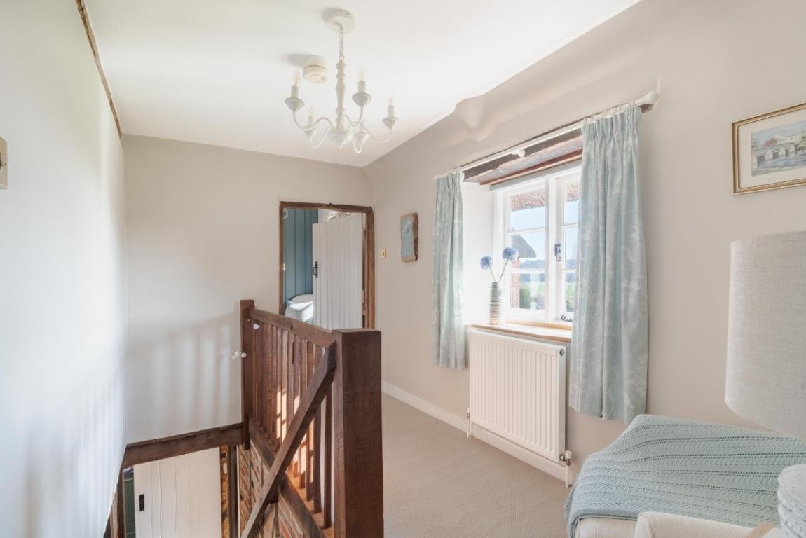 Image: 14 Westworth Farm Wimborne Dorset Edmondsham