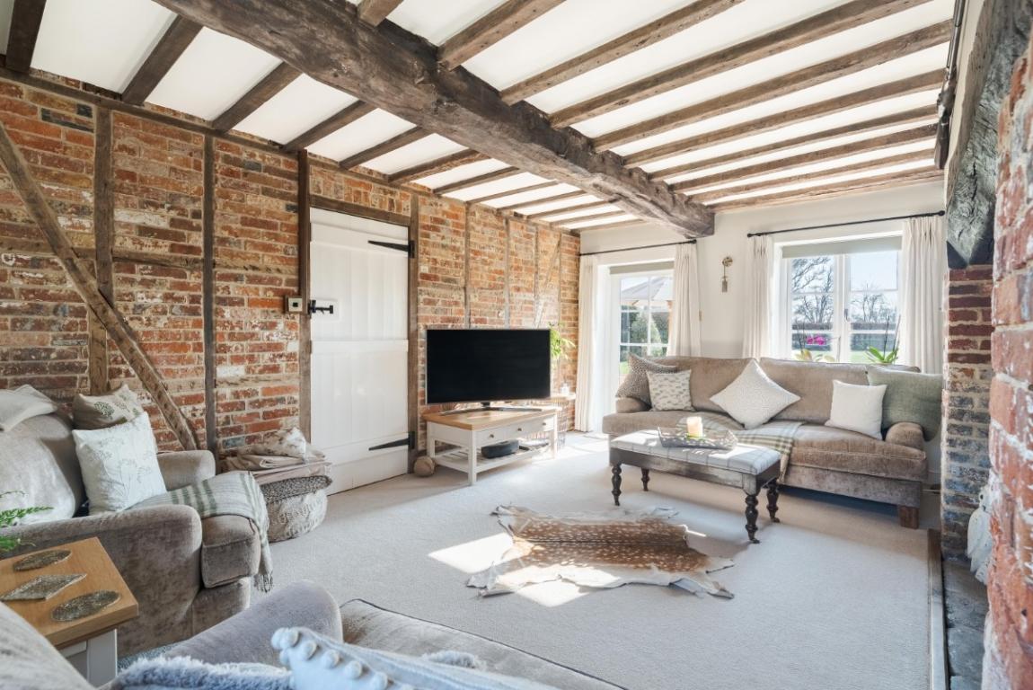 Image: 4 Westworth Farm Wimborne Dorset Edmondsham