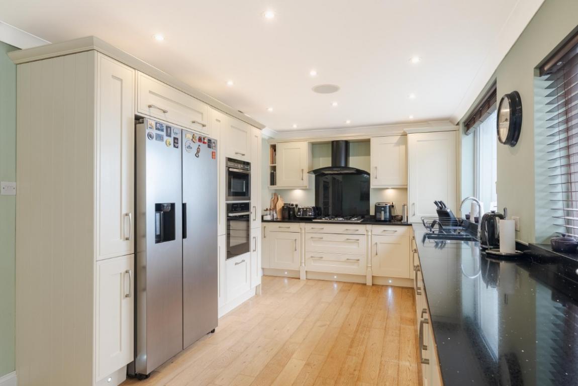 Image: 10 Blythe Road Wimborne Dorset Corfe Mullen