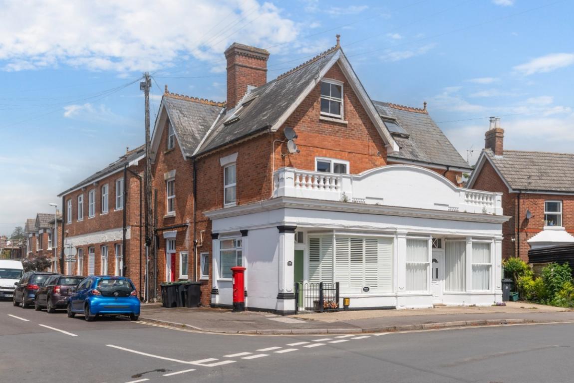 Image: 13 New Borough Wimborne Dorset Wimborne Town Centre
